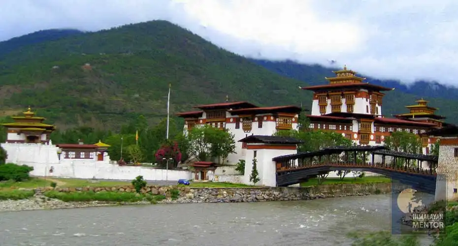 Punakha Dzong and bridge