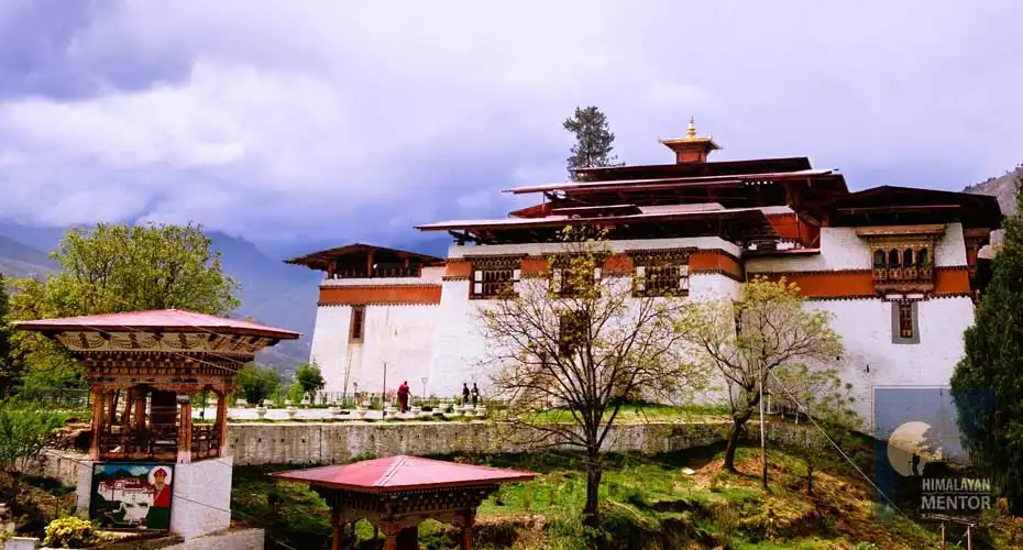 Simtokha Dzong, the first dzong built in Bhutan during the 17th century!