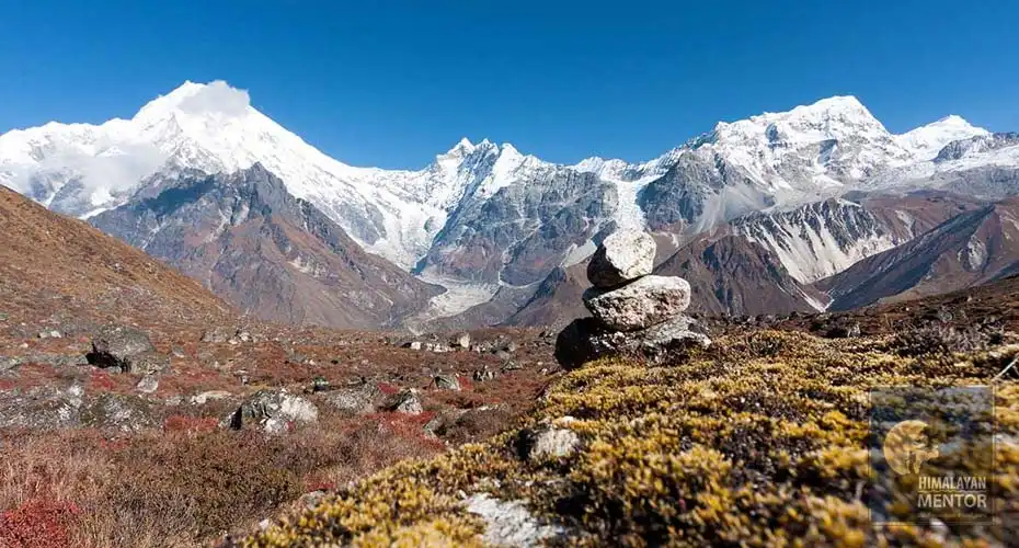 The Himalayan panorama during the trek that anyone enjoys 