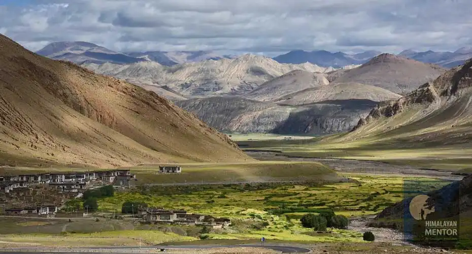 Tibetan landscape seen from Kharta