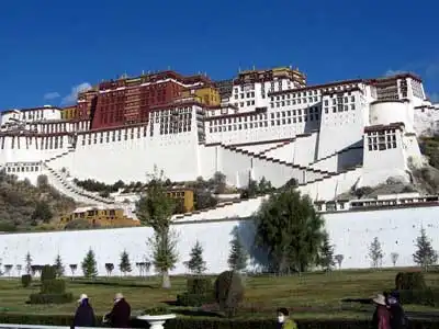 Lhasa to Kathmandu overland tour